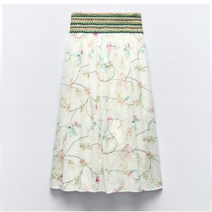 Zara White A-Line Skirt with Floral Embroidery